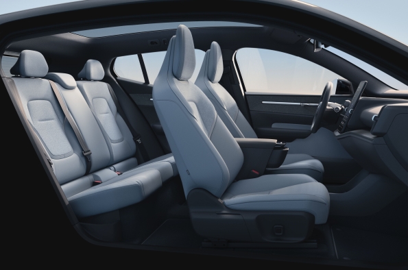 PEQUEÑO PERO PODEROSO: ¡SALUDA AL EX30 , EL SUV COMPACTO TOTALMENTE ELÉCTRICO DE VOLVO! 4 c091da01 f4e1 d9ab df02 5f802a455e51